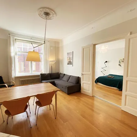 Center 2br 81m2 Nordic Design In Jugend House Helsinki